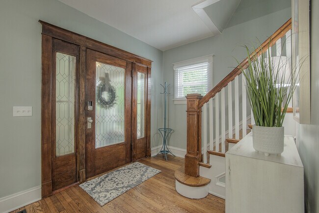 Foto del edificio - 1145 W 41st Terrace