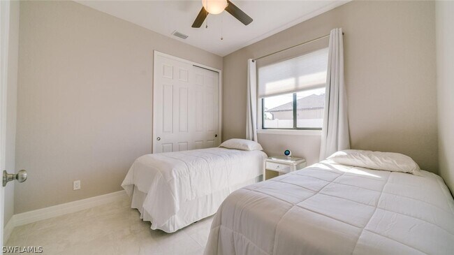 Foto del edificio - 1815 SW 22nd St