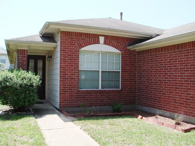 Building Photo - 5839 Clerkenwell Dr