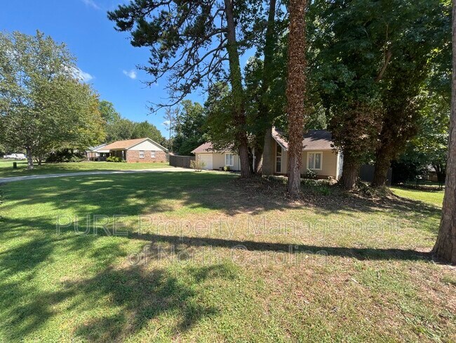 Building Photo - 1226 Grace Meadow Dr