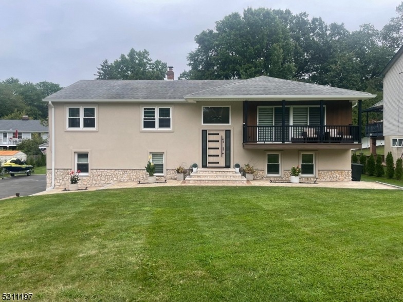 Foto principal - 1012 Preakness Ave