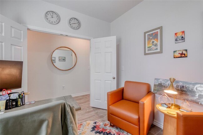 Foto del edificio - 5313 Mulberry Grove Ln