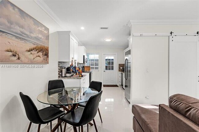 Foto del edificio - 1075 NE 12th Ave