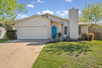 Building Photo - 11131 Henge Dr
