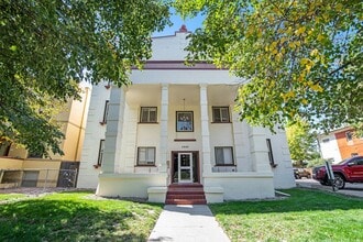 Building Photo - 1629 N Clarkson St