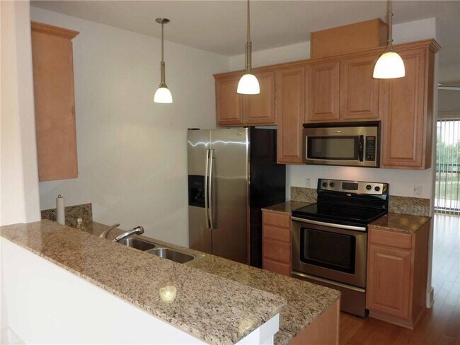 Foto del edificio - 13420 Lyndhurst St