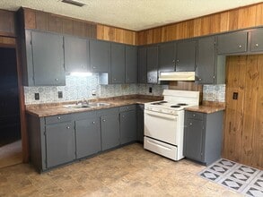 Building Photo - 139 Hazelwood St
