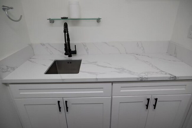 Foto del edificio - 12952 Gingerwood Ct