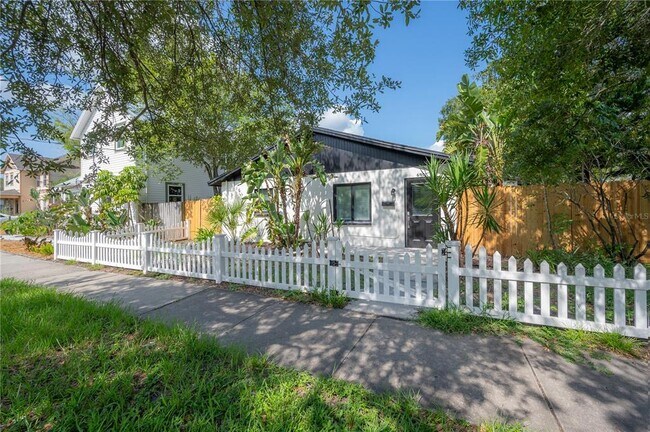 Foto del edificio - 6901 S Fitzgerald St