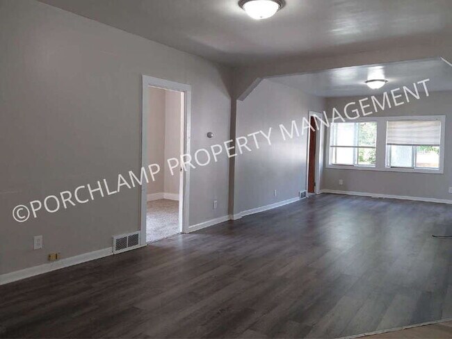 Foto del edificio - 1184 Pine St