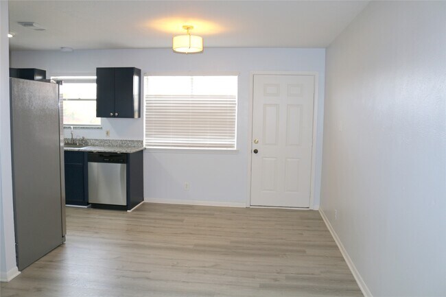 Foto del edificio - 7 Manning Ln