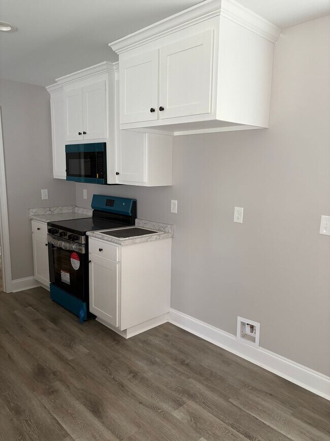 Foto del edificio - 105 Twelve Oaks Ct
