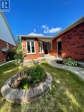 Building Photo - 1398 Lillico Crescent