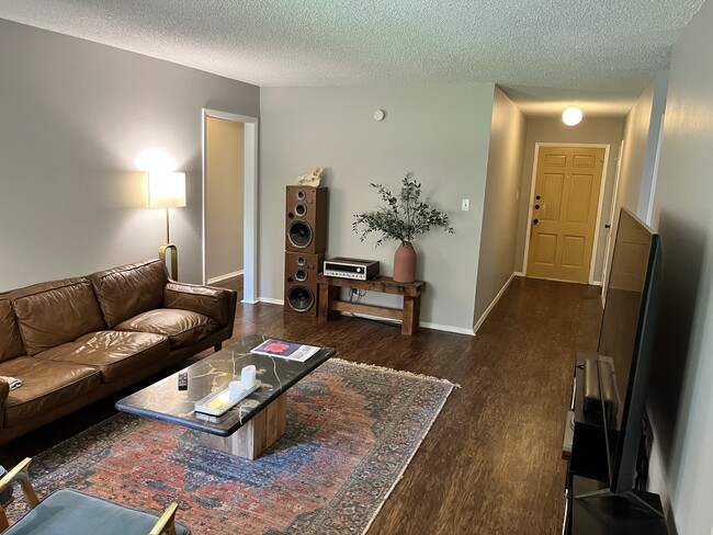 Living Room - 6801 Shier Cove