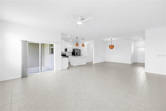 Building Photo - 9324 Bonita Mar Dr