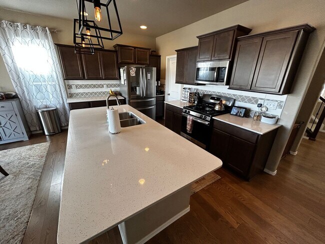 Foto del edificio - Three Bed Three Bath Home in Banning Lewis...