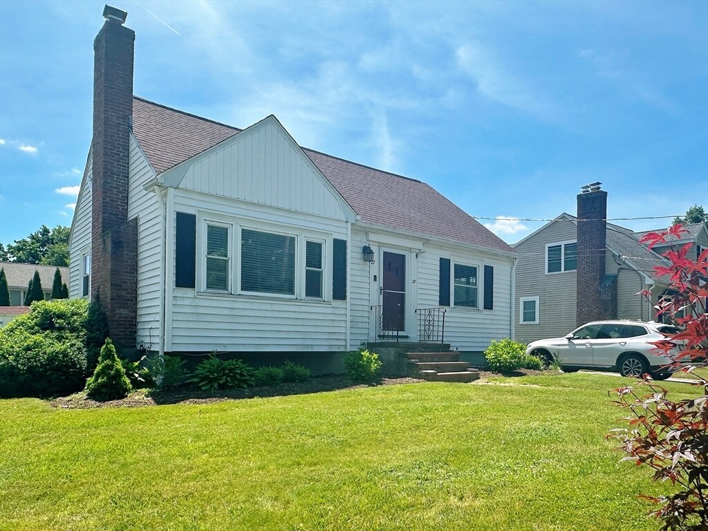 Primary Photo - 27 Eldred St