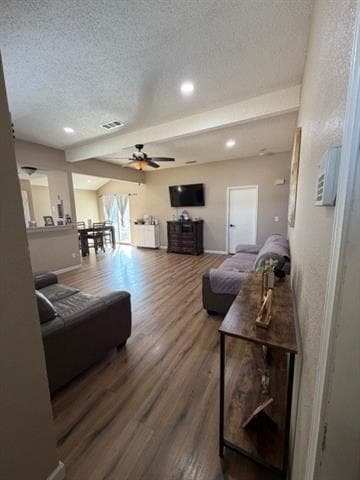 Building Photo - 604 Red Coat Ln