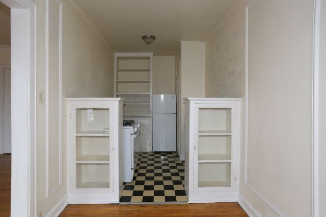 Foto del edificio - 1211 W Elmdale Ave
