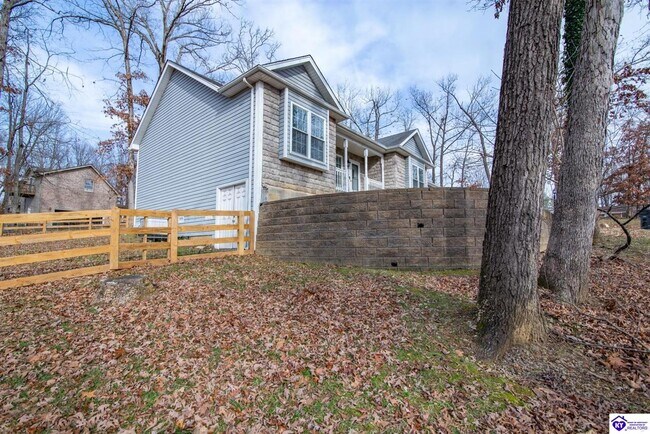 Foto del edificio - 28 Sunny View Rd