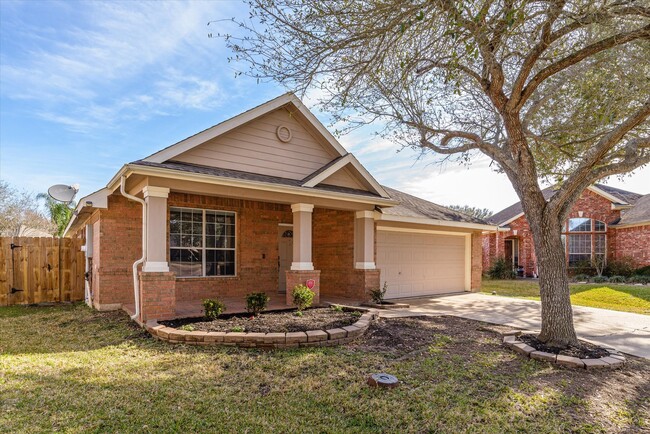 Building Photo - 402 Abbey Ln