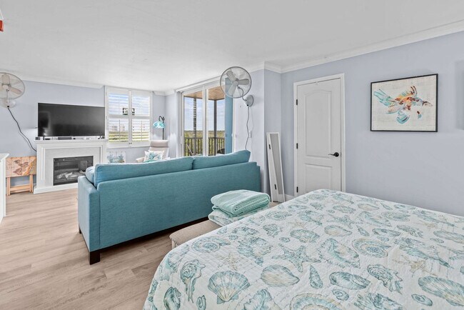 Foto del edificio - 5500 Bonita Beach Rd SW