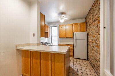 Foto del edificio - 1226 N Dearborn St