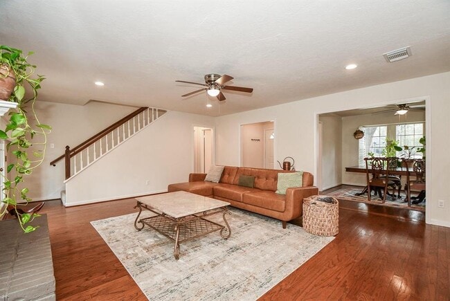 Building Photo - 10809 Colony Wood Pl