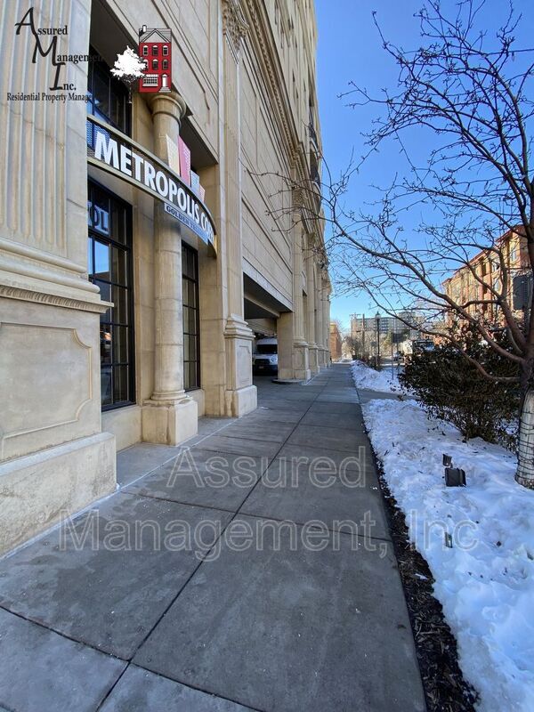 Foto del edificio - 300 W 11th Ave