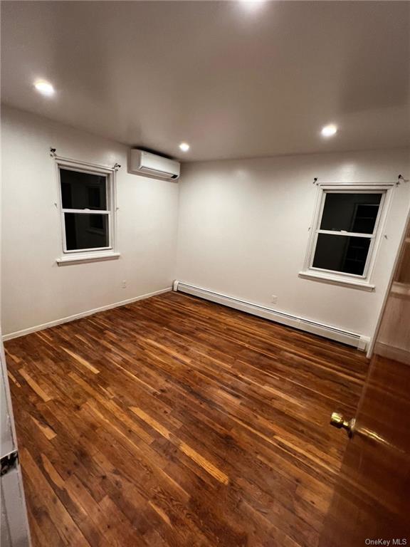 Foto del edificio - 354 N Broadway