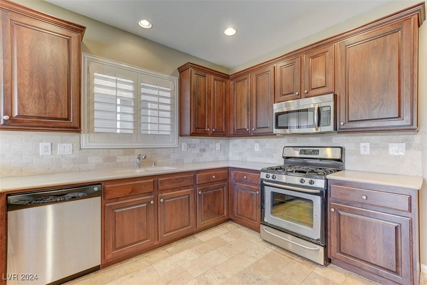 Foto principal - 10588 Verona Wood St