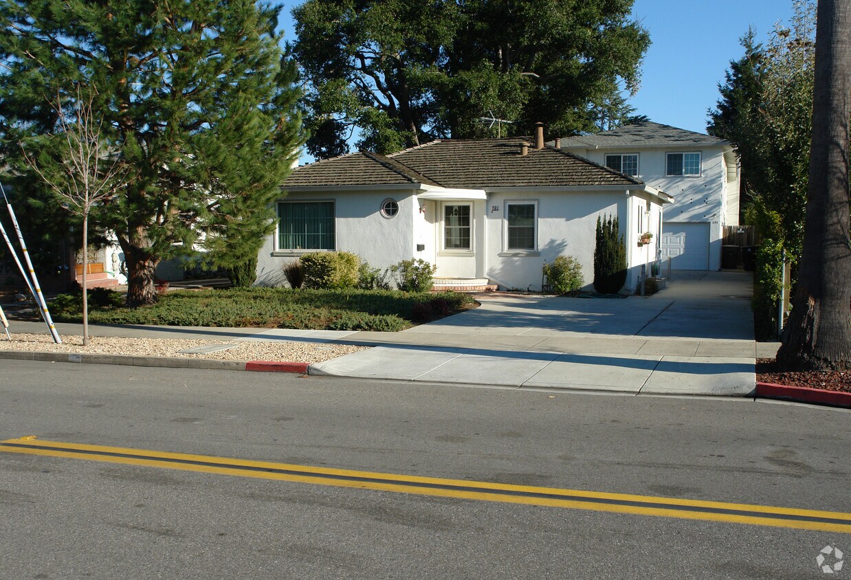 Primary Photo - 781-791 Palo Alto Ave
