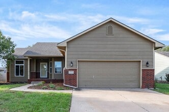 Building Photo - 11907 W Jewell St