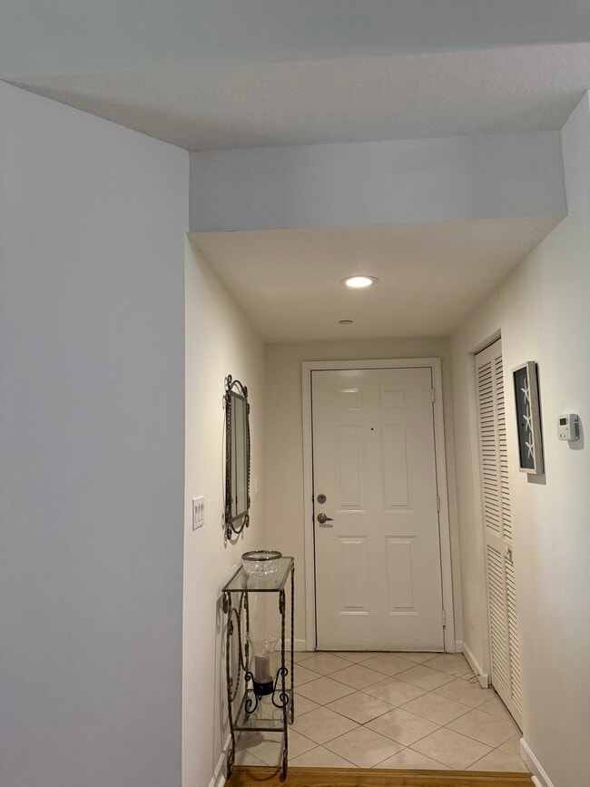 Foto del edificio - 5095 Fairways Cir