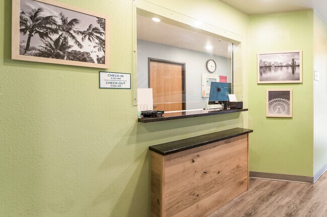 Foto del edificio - Furnished Studio-Ocala