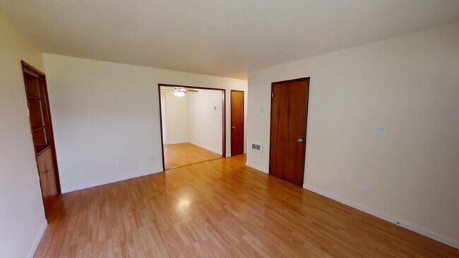 Foto del edificio - 2743 Lancaster St