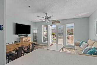 Building Photo - 3191 Scenic Hwy 98