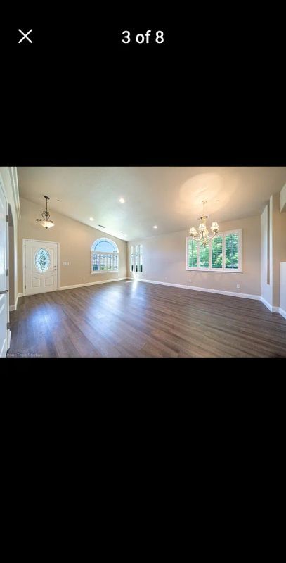 Foto del edificio - 461 Spire Point Dr