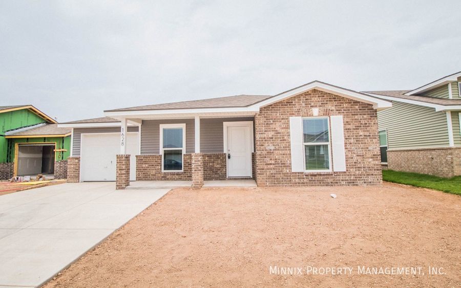 Foto principal - 1628 139th St