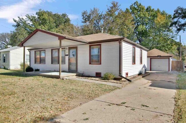Building Photo - 1030 S Edgemoor St