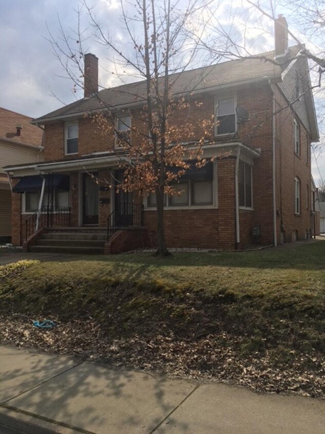 Primary Photo - 1315 3rd St