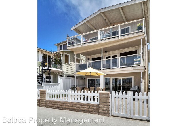 Building Photo - 1005 E Balboa Blvd