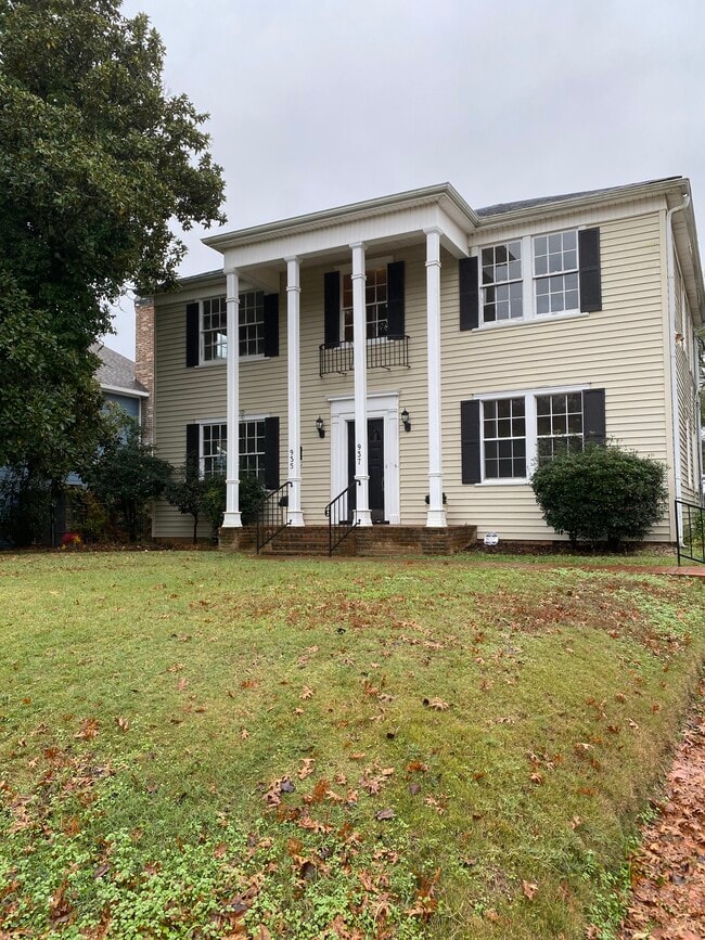 Building Photo - 937 Ontario St