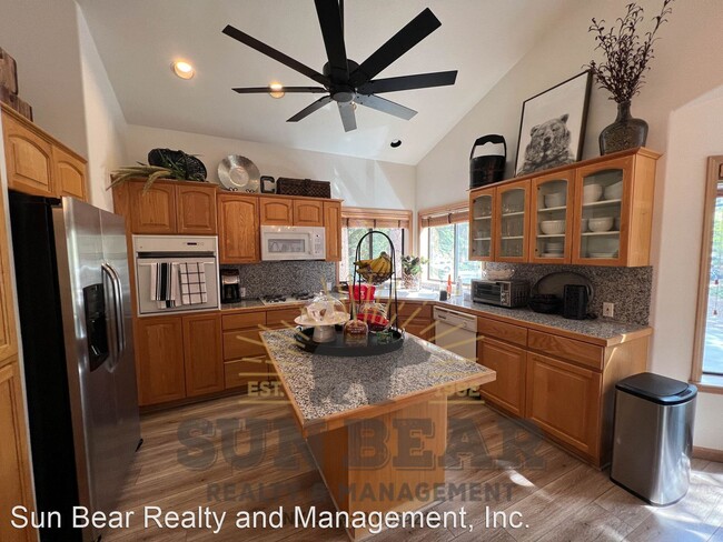 Building Photo - 4 br, 2.5 bath House - 777 Freel's Peak Dr.