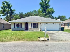 Building Photo - 13265 Mendenhall Pl