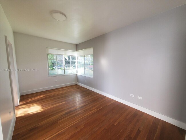 Foto del edificio - 1606 Meridian Ave