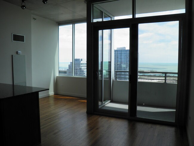 1720 S Michigan Ave Unit 2505 Chicago Il 60616 Condo For Rent In Lake Michigan View 1720 S Ave