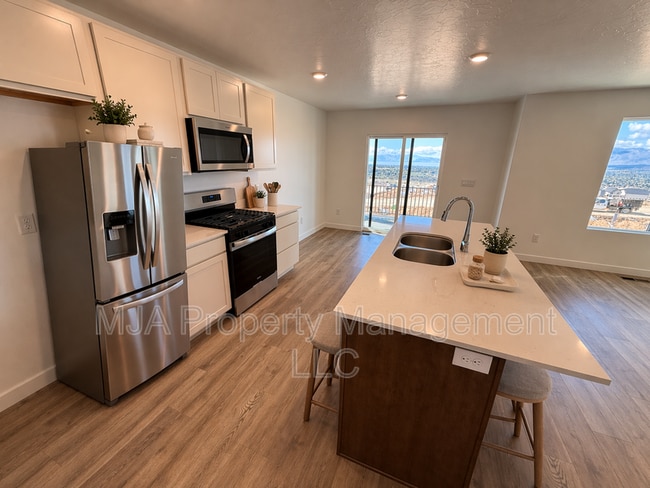 Foto del edificio - 222 Glencoe Dr