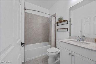 Building Photo - 5037 Arancia Ln