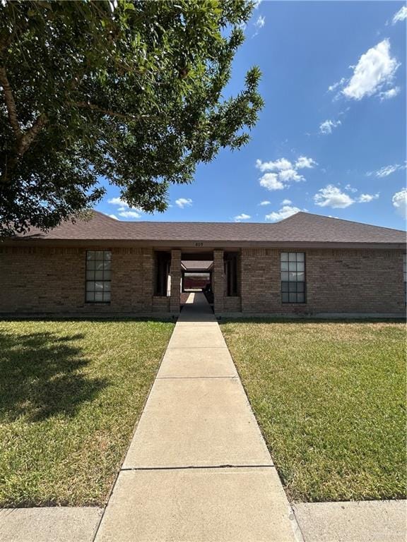 Building Photo - 809 W Los Tesoros Dr